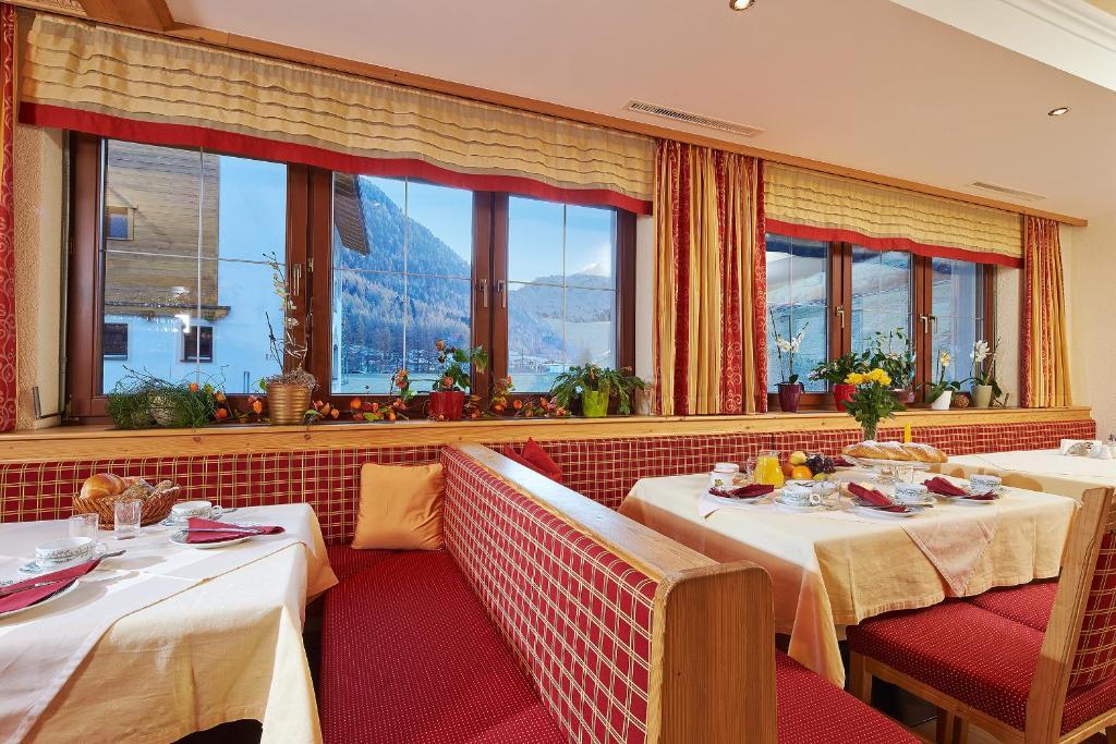 Fremdenpension Alpenruhe سولدن الغرفة الصورة